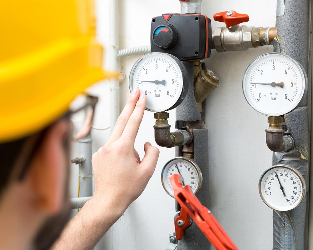 technician checking valves west palm beach fl